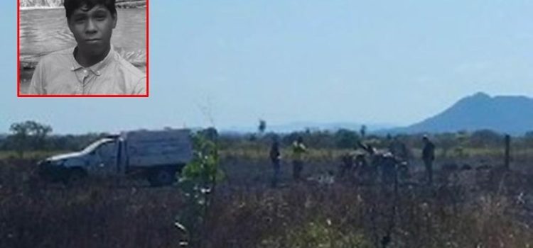 Jovem é brutalmente assassinado e tem o corpo queimado com pneus após sair pra beber em MT; vídeo