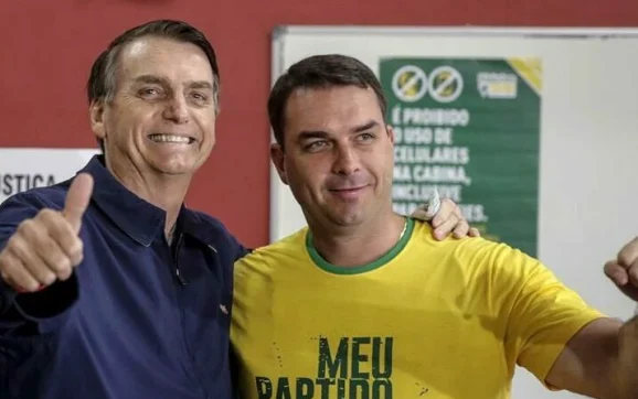 OAB pede que Moraes libere visita de Flávio a Jair Bolsonaro