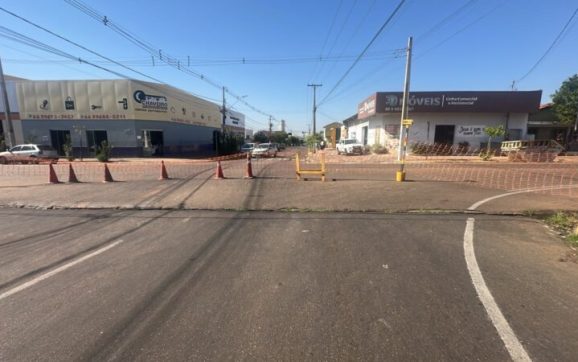 Obras de recapeamento e de adequação de canaleta interditam vias importas em Rondonópolis; saiba quais