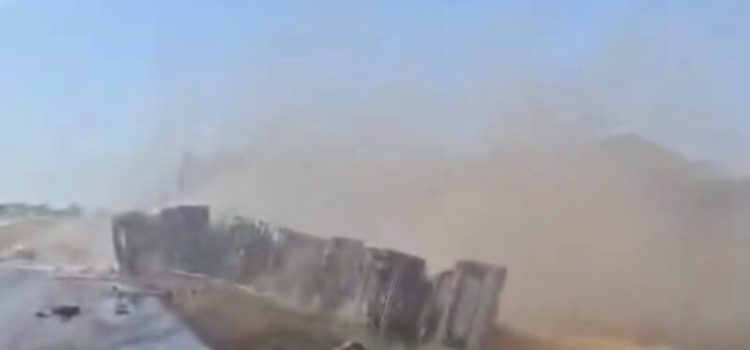 Vídeo impressionante mostra carreta tombada segundos após forte colisão na BR-364