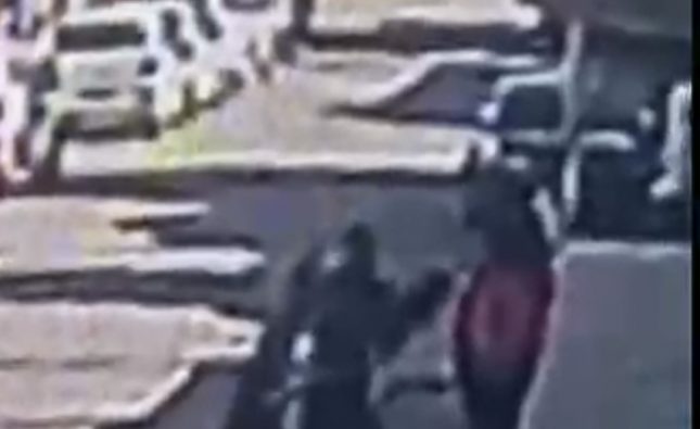 Vídeo mostra momento em que entregador reage a assalto e é morto por assaltantes em MT
