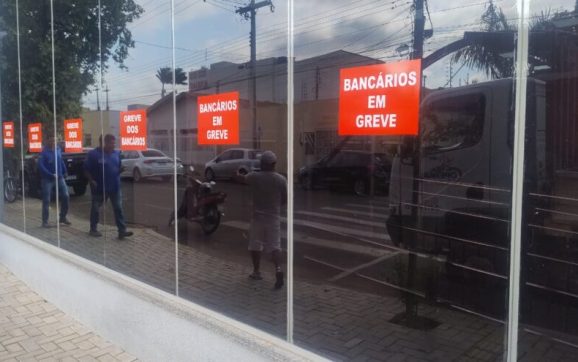 Bancários de Rondonópolis e de MT entram em greve por reajuste salarial