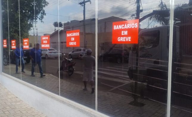 Bancários de Rondonópolis e de MT entram em greve por reajuste salarial