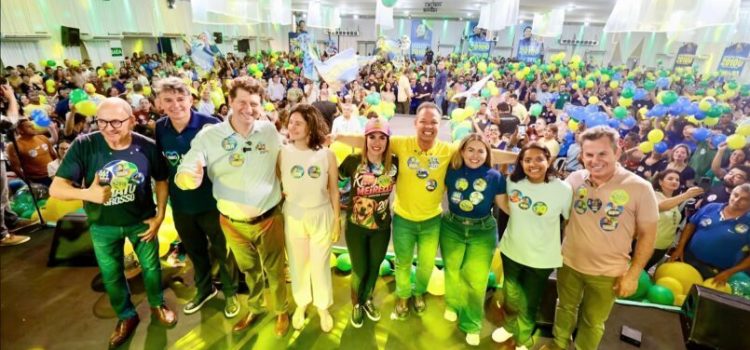 CASA CHEIA | Alessandra mostra força popular e diz que levará modelo de mudanças de Rondonópolis para todo MT