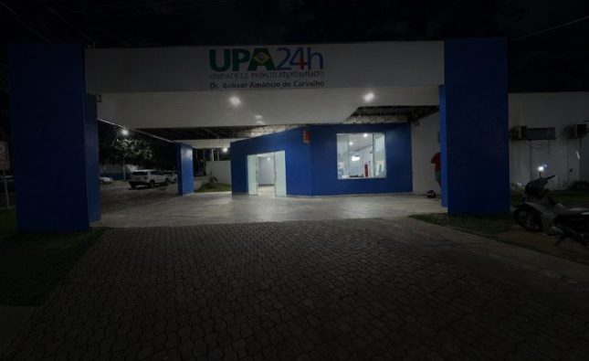 Desconfiado de chifre, homem espanca companheira no estacionamento da Exposul; vítima parou na UPA