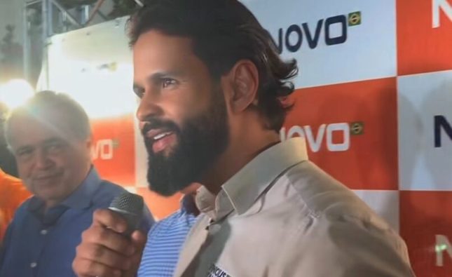 Direita raiz | Vinícius Santana é oficializado pelo NOVO como candidato a deputado federal
