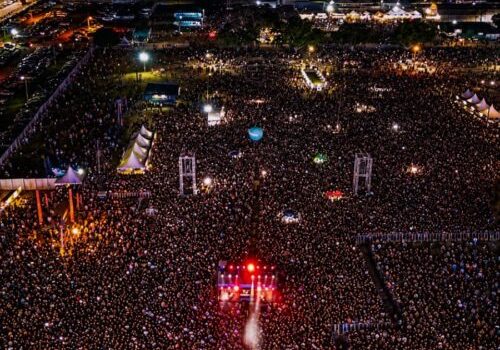 Exposul contabiliza maior público da história nesta sexta-feira com 80 mil pessoas