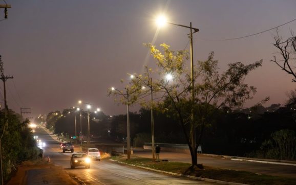 Gestão Cláudio reduz em mais de 41% gasto com iluminação pública após revisão cadastral