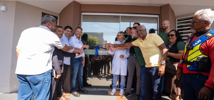 Gestão Cláudio reinaugura Centro de Nefrologia, agora renovado e modernizado; coordenador comemora 1ª emenda destinada ao local