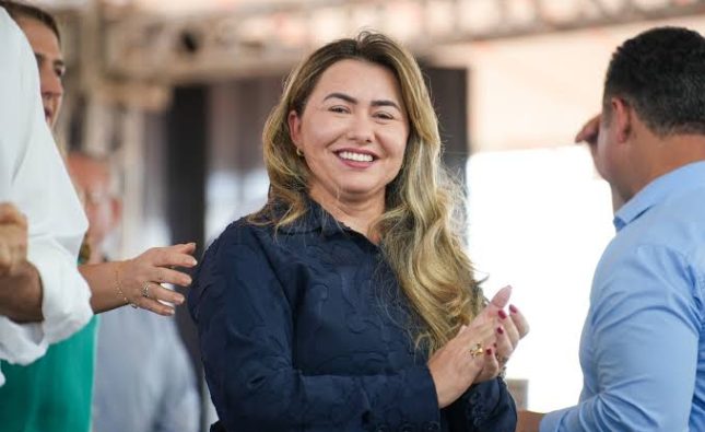 Governador Piveta e Mauro Mendes prestigiam lançamento da candidatura de Alessandra Ferreira