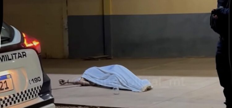 Jovem é assassinado próximo a tabacaria enquanto tomava última cerveja em MT; vídeo forte