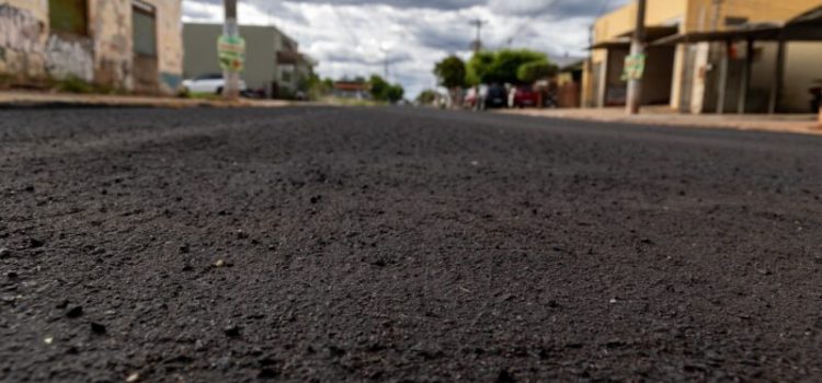 Microrrevestimento proporciona mais segurança, durabilidade e qualidade para vias de Rondonópolis