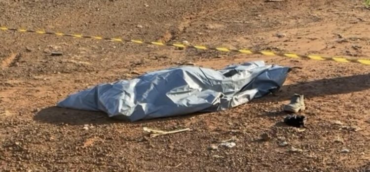 Motociclista morre após colidir com picape na BR-163; passageiro com fratura exposta está no Hospital Regional