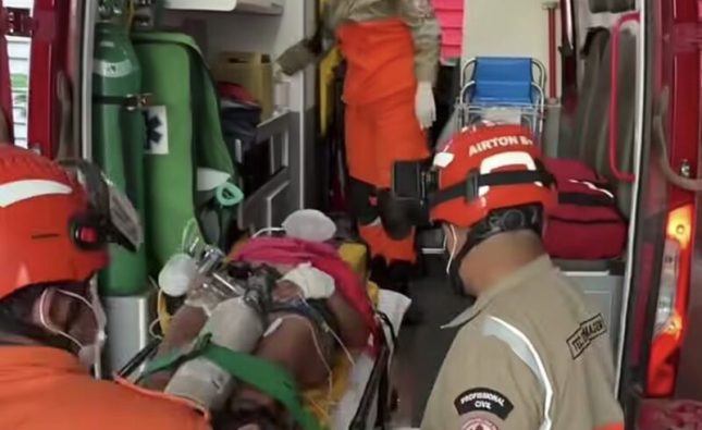 Mulher está em estado gravíssimo no Hospital Regional após ter casa invadida e ser baleada na frente das filhas