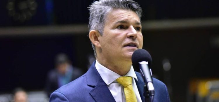 “Os bolsonaristas mereciam ser ouvidos”, dispara Zé Medeiros, sobre aliança com o MDB