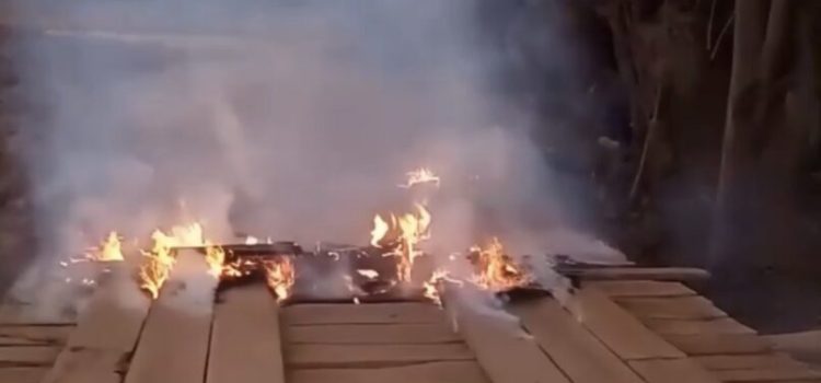 Ponte que liga Naboreiro à Vila Bueno é incendiada e deixa região isolada em Rondonópolis; vídeo