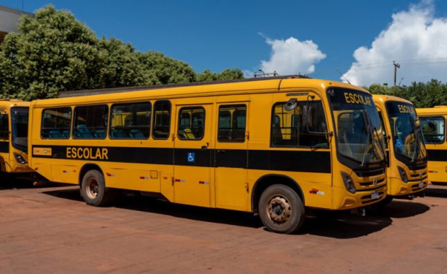 Prefeitura aciona empresa terceirizada para regularizar serviço nesta terça (11)