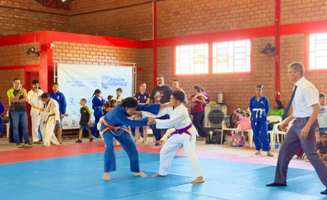 Torneio de judô reúne atletas de todas as idades em Rondonópolis
