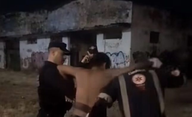 Casal é sequestrado e espancado por grupo; mulher desaparece em MT e vídeo mostra resgate