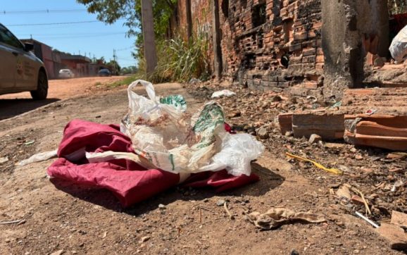 Catador de latinha encontra recém-nascida morta dentro de sacola em Cuiabá; vídeo com imagens sensíveis