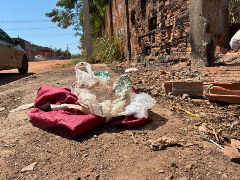 Catador de latinha encontra recém-nascida morta dentro de sacola em Cuiabá; vídeo com imagens sensíveis