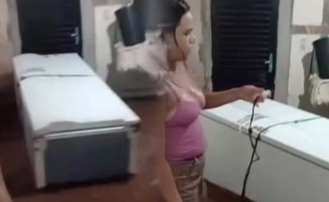 Chuva destrói pertences de família e mãe resgata crianças em Rondonópolis; veja o vídeo e saiba como ajudar