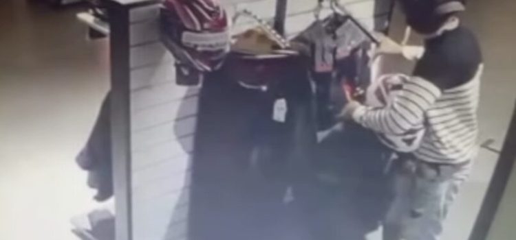 Dupla furta jaquetas em loja de motos e são presos ‘pagando de gatões’ em casa noturna em Rondonópolis; assista