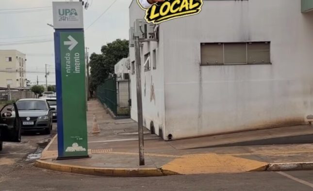 Filho de 11 anos esfaqueia a mãe após ela negar celular; mulher chegou ensanguentada à UPA; vídeo