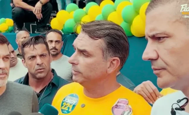 Flávio cobra retirada de sigilo nas apurações em torno de Lula