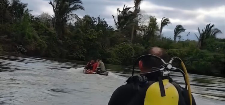 Homem desaparece no rio durante teste de barco com amigos e bombeiros de Rondonópolis fazem buscas; vídeo