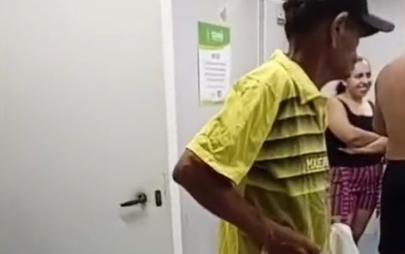 Homem exagera no ‘Tadala’ e vídeo mostra ele com tremores no Hospital Regional