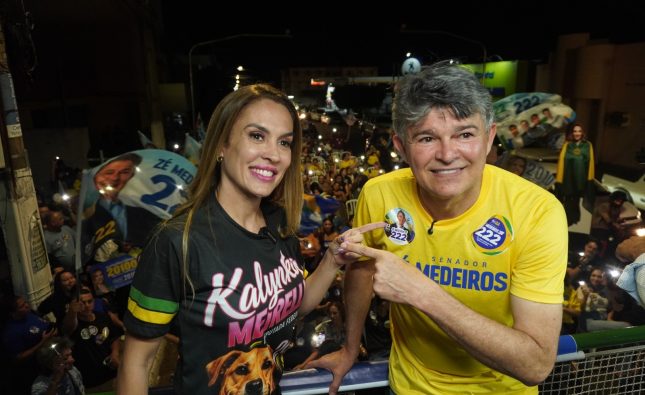 Lançamento de campanha de Kalynka Meirelles reúne cerca de 1.000 pessoas em Rondonópolis