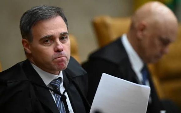 Mendonça pede investigação de Moraes por abuso de autoridade e denunciação caluniosa