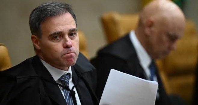 Mendonça pede investigação de Moraes por abuso de autoridade e denunciação caluniosa