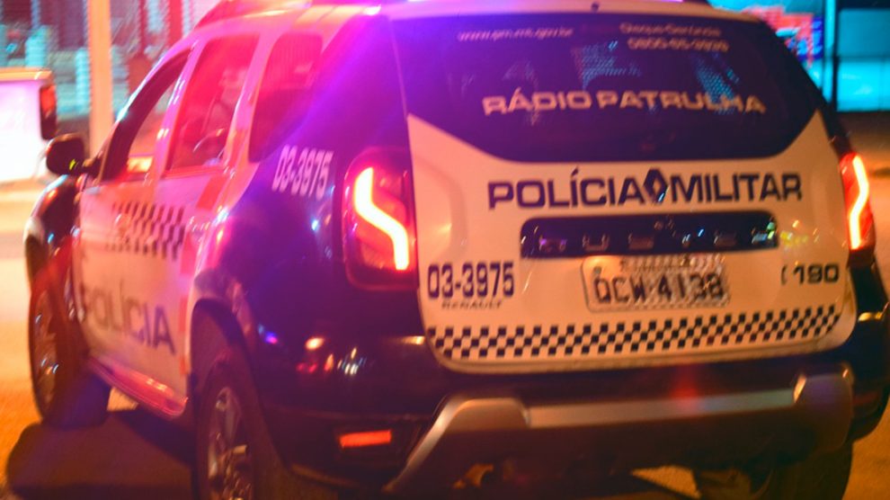 Mulher se tranca em banheiro após ex tentar levá-la à força para falar com pessoas misteriosas em Rondonópolis