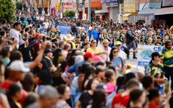 Prefeito Cláudio Ferreira garante gratuidade no transporte público para Desfile de Sete de Setembro