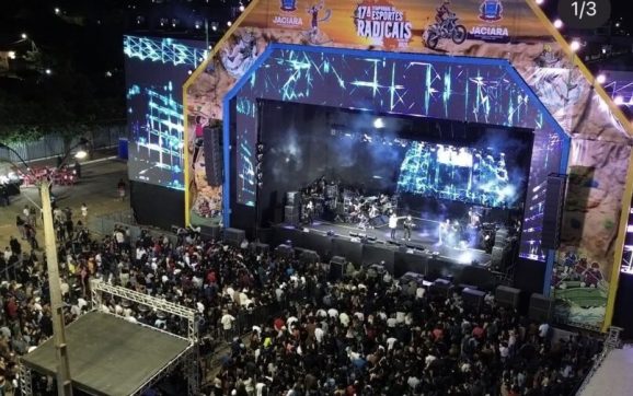 Tarado leva surra após passar a mão por dentro da blusa de menina de 11 anos em famoso evento de Jaciara