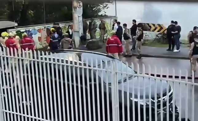 Assista ao momento em que PM mata homem que invadiu escola municipal e manteve 13 crianças reféns