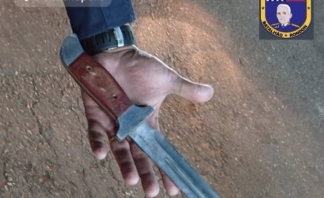 Briga por cigarro termina com ameaça com punhal, agressão e homem preso ao tentar fugir em Rondonópolis