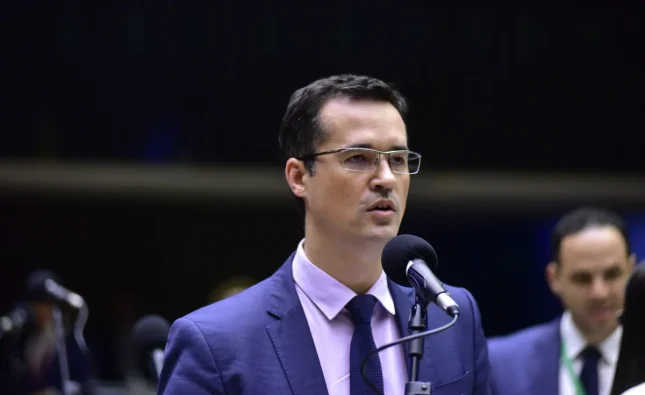 Eleições 2026: Kassio suspende decisão que indeferiu candidatura de Deltan Dallagnol