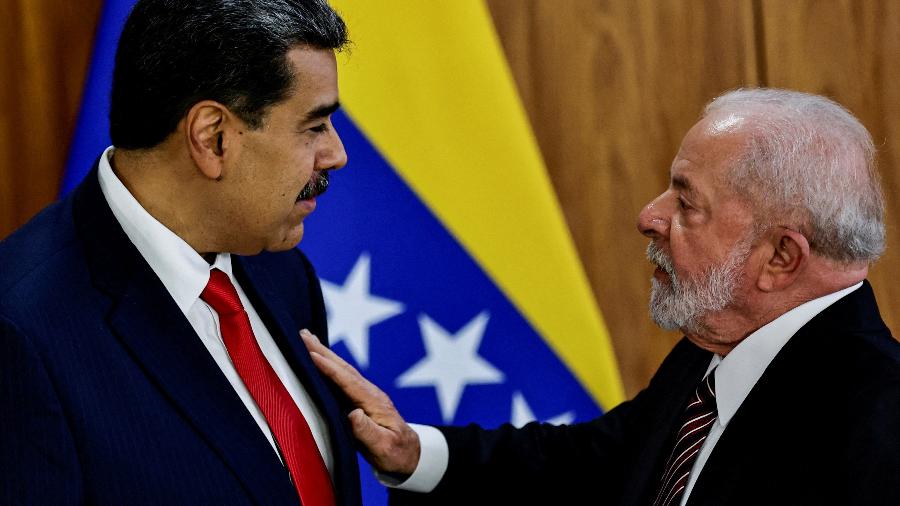 Empresa fantasma que trabalhou para Maduro gastou até R$2 milhões em anúncios contra Flávio