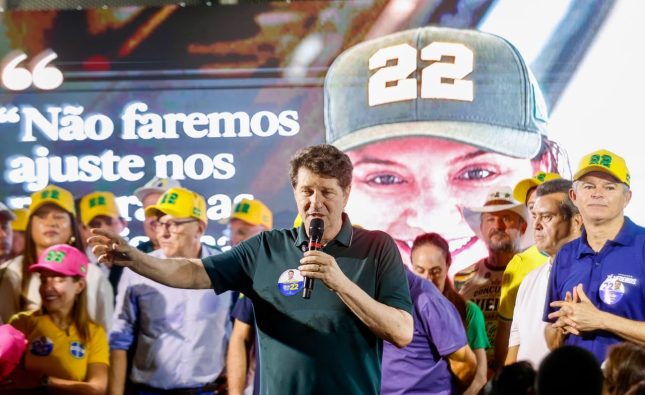 Inauguração da Casa 22 reúne mais de 130 prefeitos e consolida articulação suprapartidária em torno de Flávio Bolsonaro