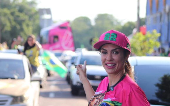 Kalynka Meirelles participa de carreata histórica em Rondonópolis em apoio a Flávio Bolsonaro