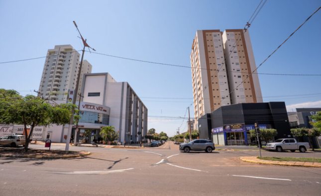 Motoristas terão fechamento da Av. dos Estudantes e desvio na Rua Fernando Correa a partir de segunda-feira (12)