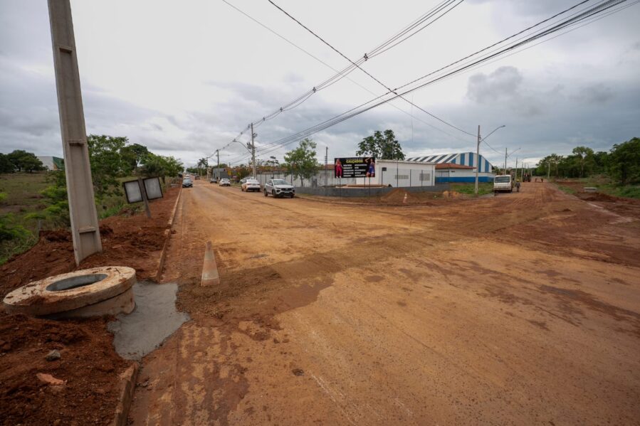 Sanear corrige trecho de obra no acesso ao Melchiades Figueiredo após chuva intensa