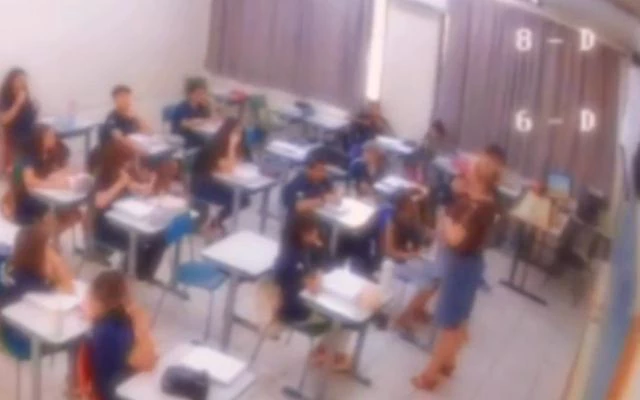 Terrorismo na sala de aula: professora diz que Flávio mataria alunos negros e pardos; assista