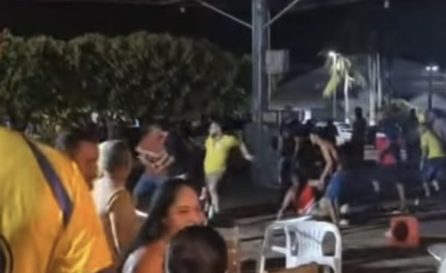 Vídeo mostra briga generalizada e homem sendo morto a tiros em MT; motivação seria política
